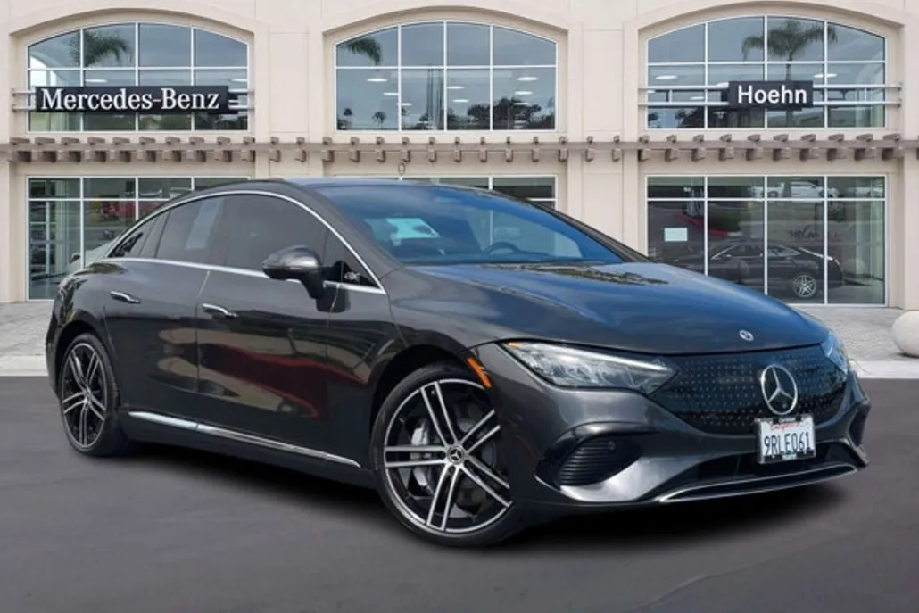 2024 Mercedes Benz EQE-Class Sedan photo 1