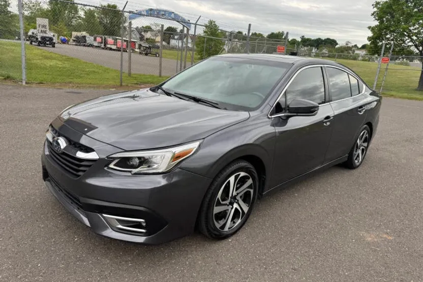 2022 Subaru Legacy Limited photo 1