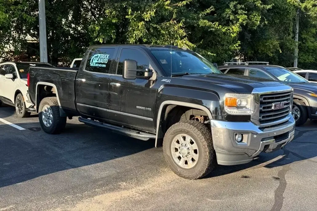 2015 Gmc Sierra SLT photo 1