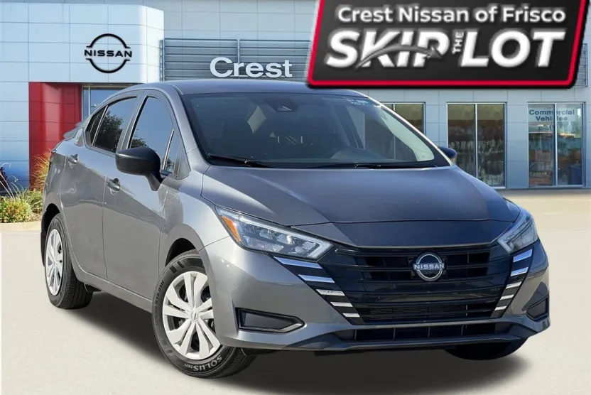 2025 Nissan Versa 1.6 S photo 1
