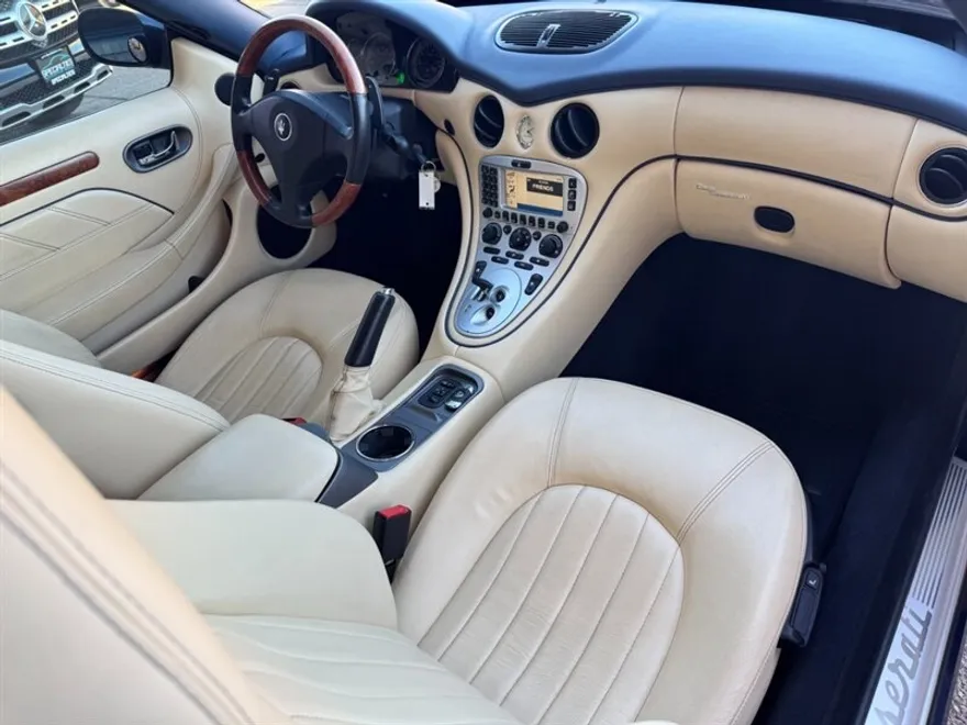 2004 Maserati Coupe photo 1
