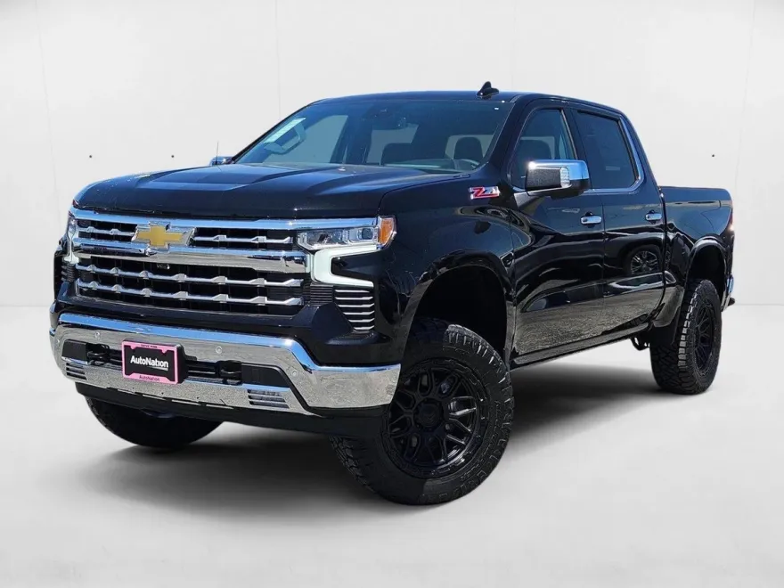 2025 Chevrolet Silverado 1500 LTZ photo 1