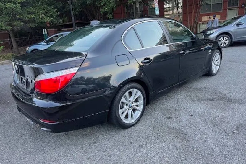 2010 Bmw 535i xDrive photo 1
