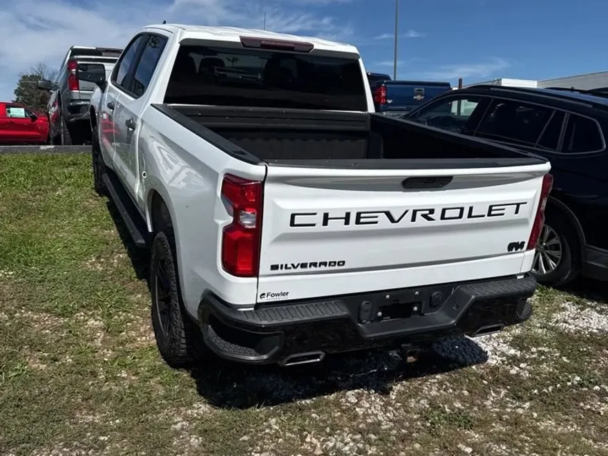 2021 Chevrolet Silverado 1500 Custom Trail Boss photo 1