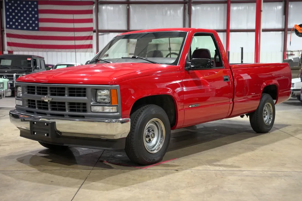 1998 Chevrolet Silverado photo 1