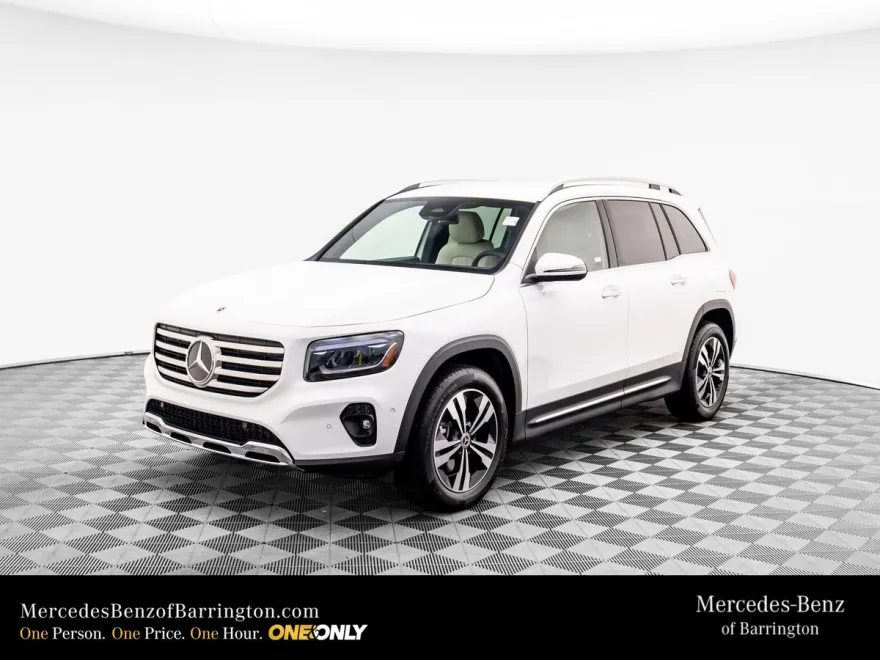 2025 Mercedes Benz GLB 250 4MATIC photo 1