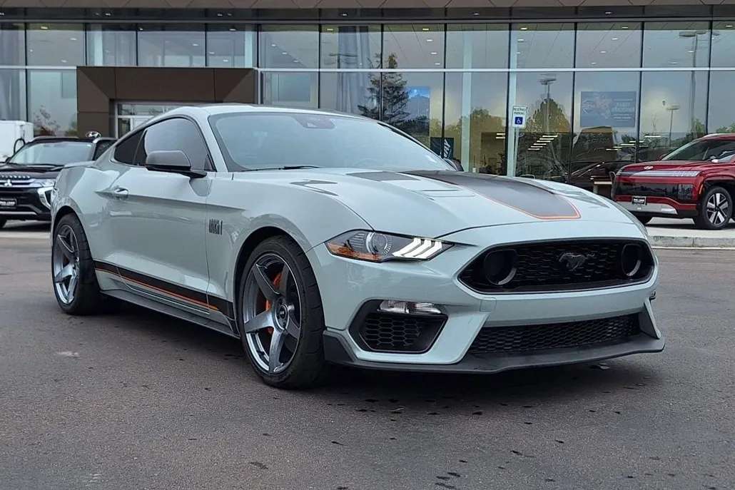 2023 Ford Mustang Mach 1 photo 1