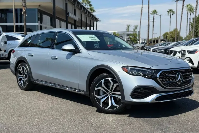 2025 Mercedes Benz E 450 4MATIC All-Terrain photo 1