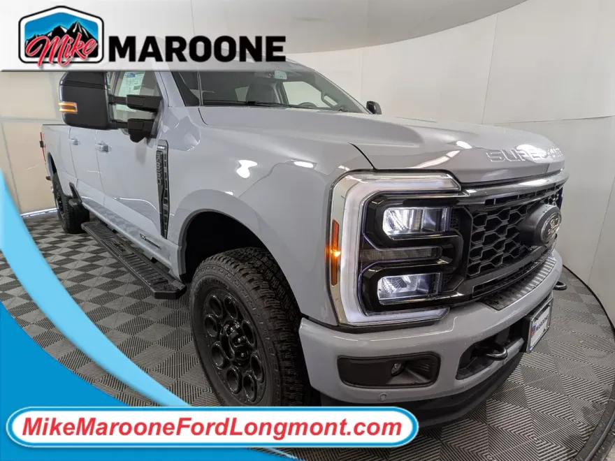 2025 Ford F-350 Lariat photo 1
