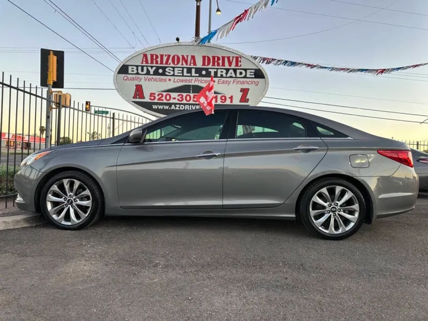 2013 Hyundai Sonata Limited photo 1