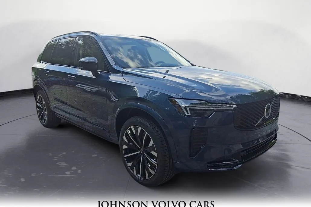 2026 Volvo XC90 photo 1