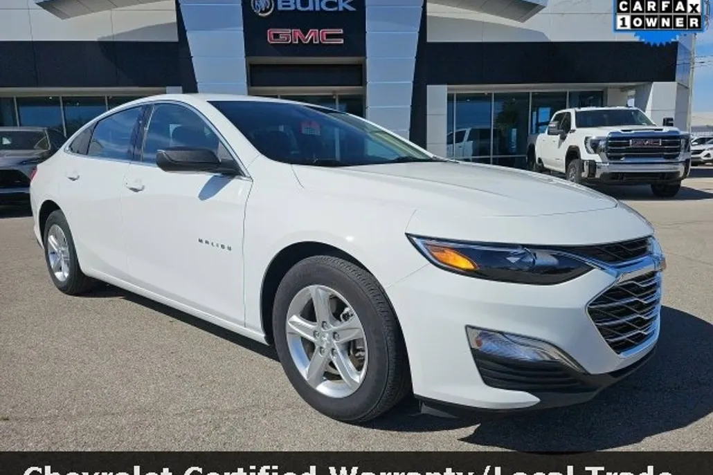 2023 Chevrolet Malibu photo 1