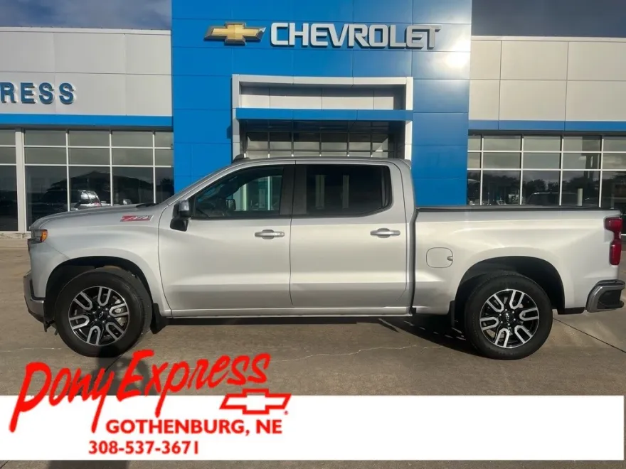 2020 Chevrolet Silverado 1500 LT photo 1