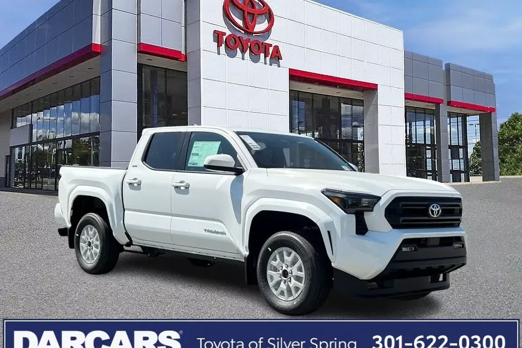 2025 Toyota Tacoma SR5 photo 1