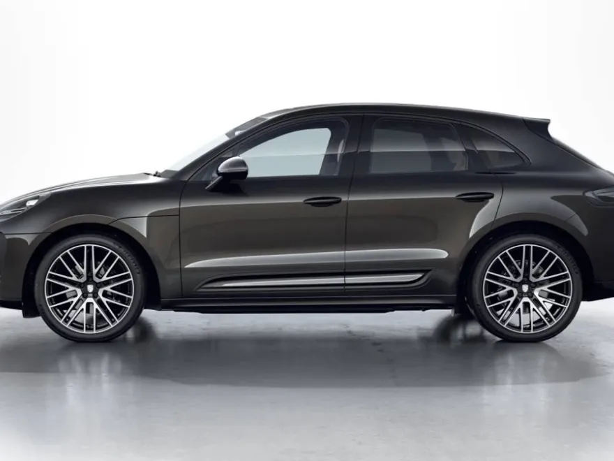2026 Porsche Macan T photo 1