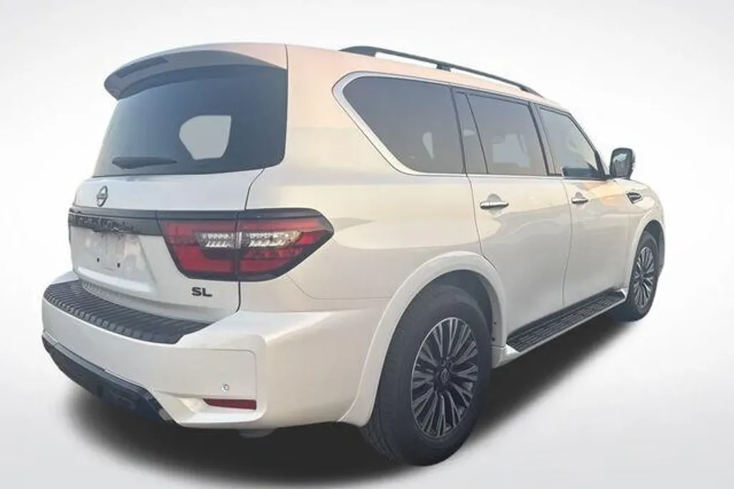 2023 Nissan Armada SL photo 1