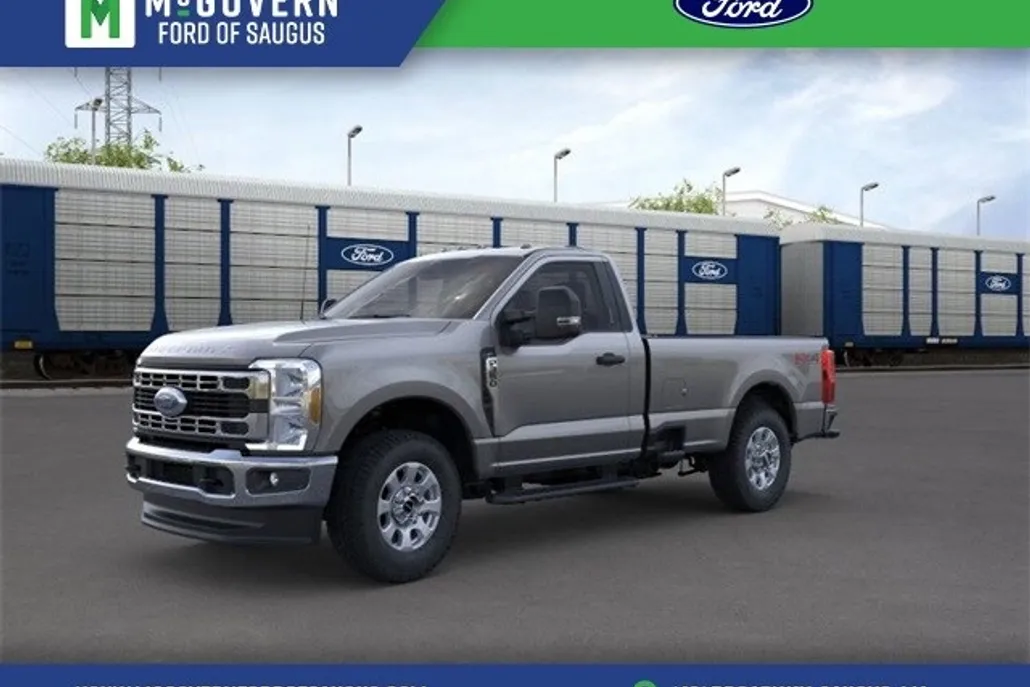 2025 Ford F-350 XLT photo 1