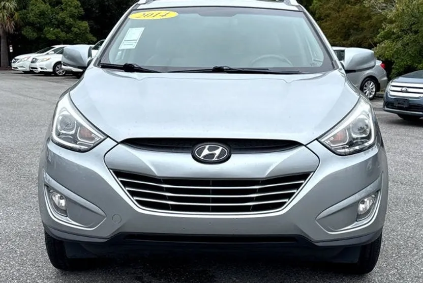 2014 Hyundai Tucson SE photo 1