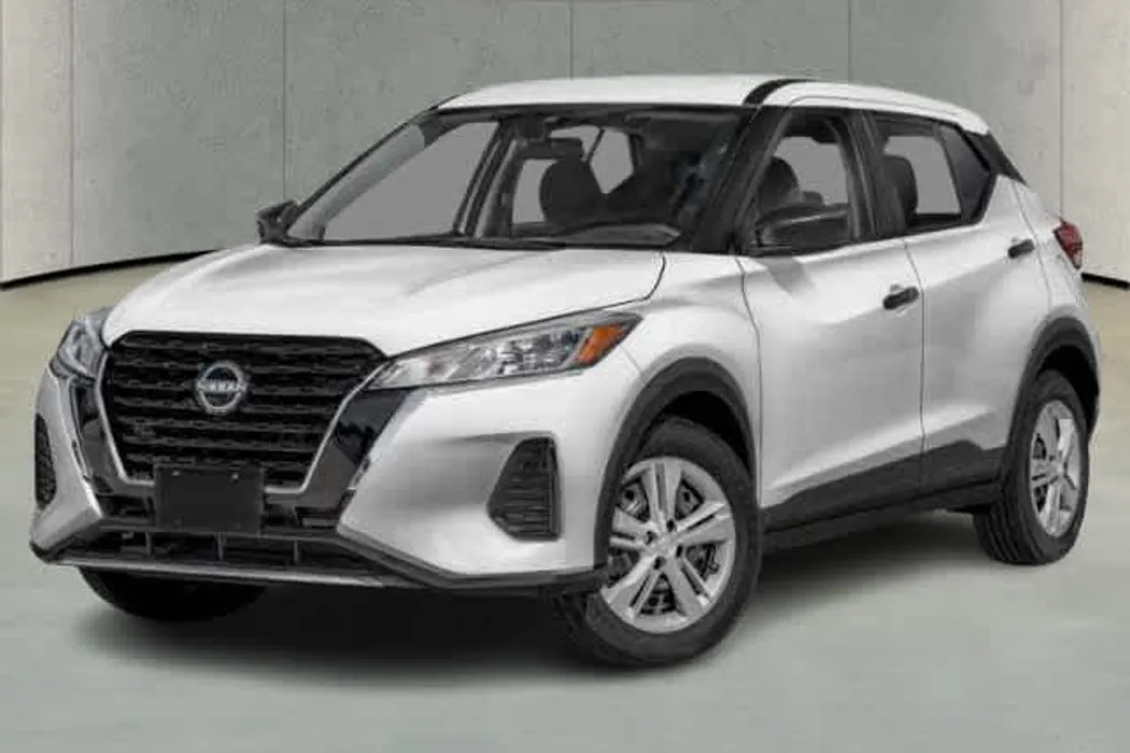 2025 Nissan Kicks Play S photo 1