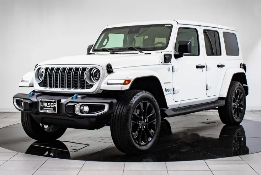 2024 Jeep Wrangler Sahara 4xe photo 1