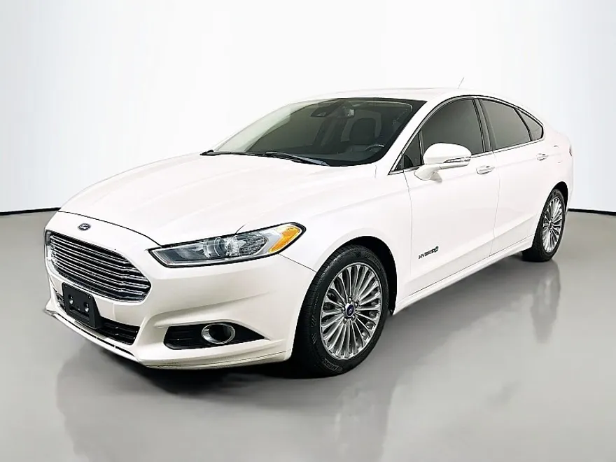 2014 Ford Fusion Hybrid Titanium photo 1