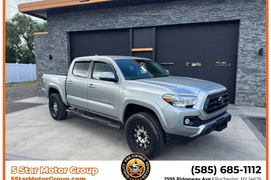 2023 Toyota Tacoma Double Cab SR5 photo 1