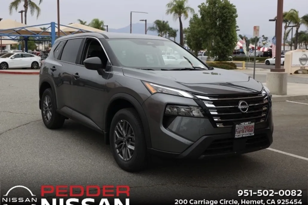 2026 Nissan Rogue S photo 1
