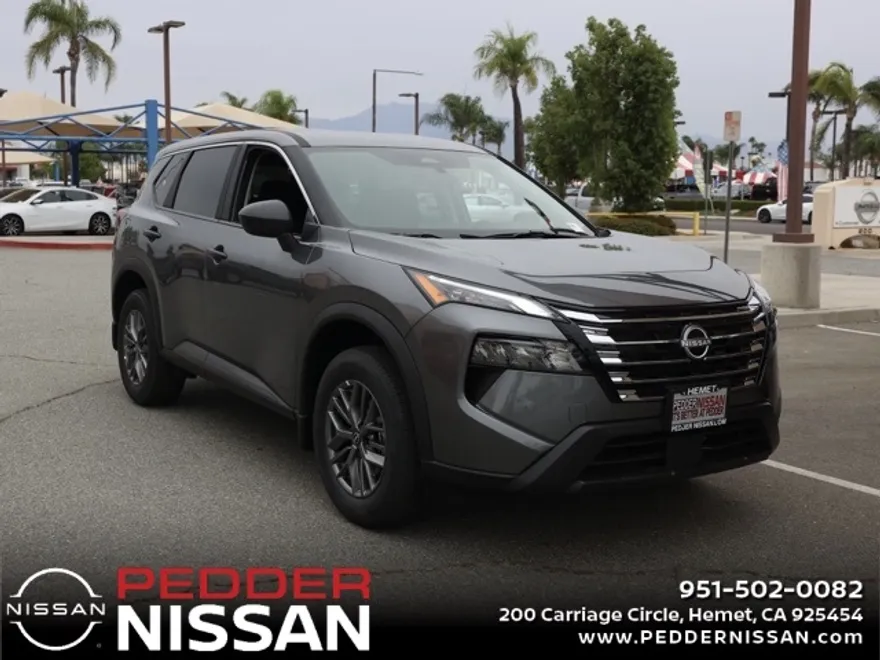 2026 Nissan Rogue S photo 1