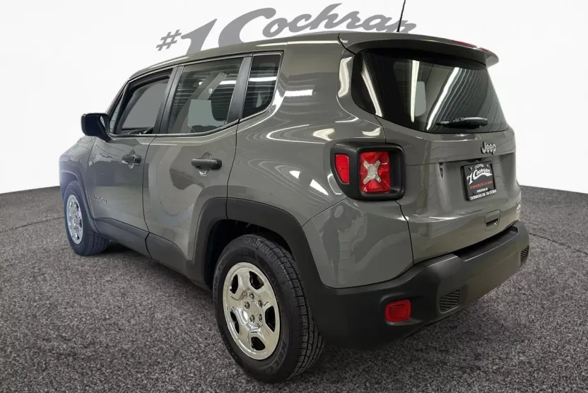 2021 Jeep Renegade Sport photo 1