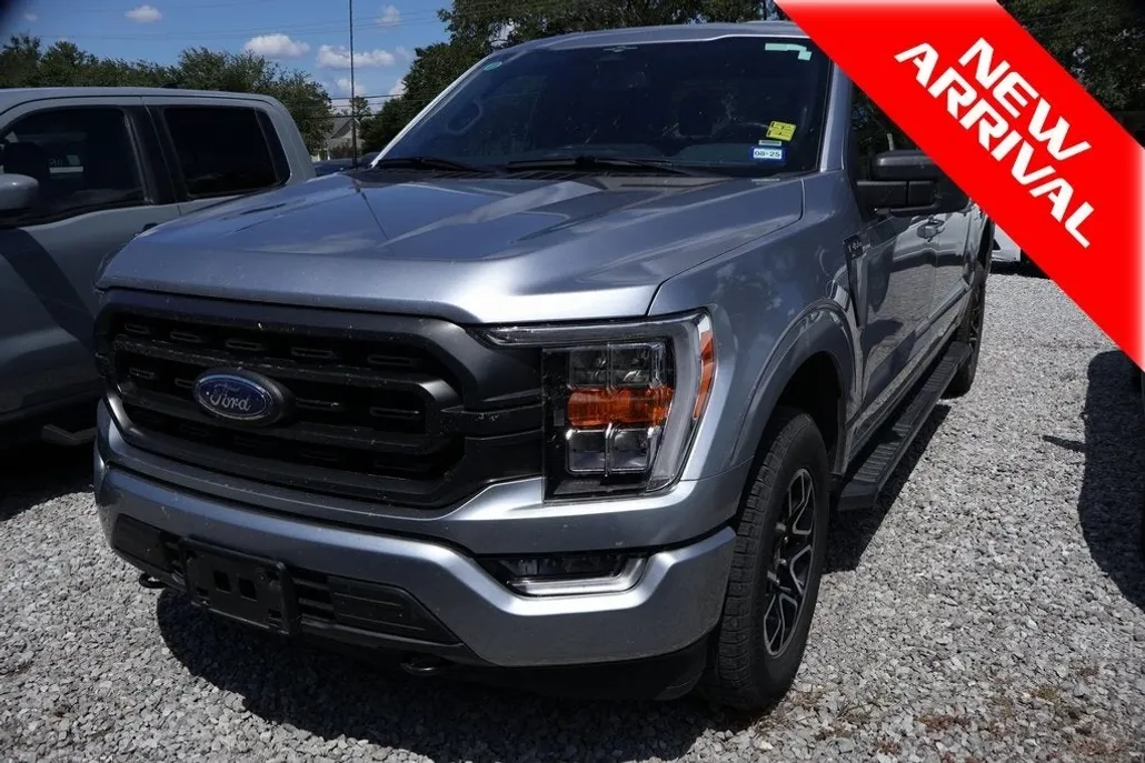 2023 Ford F-150 XLT photo 1