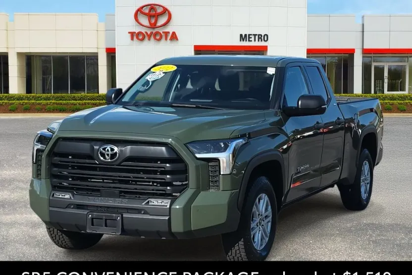 2022 Toyota Tundra SR5 photo 1