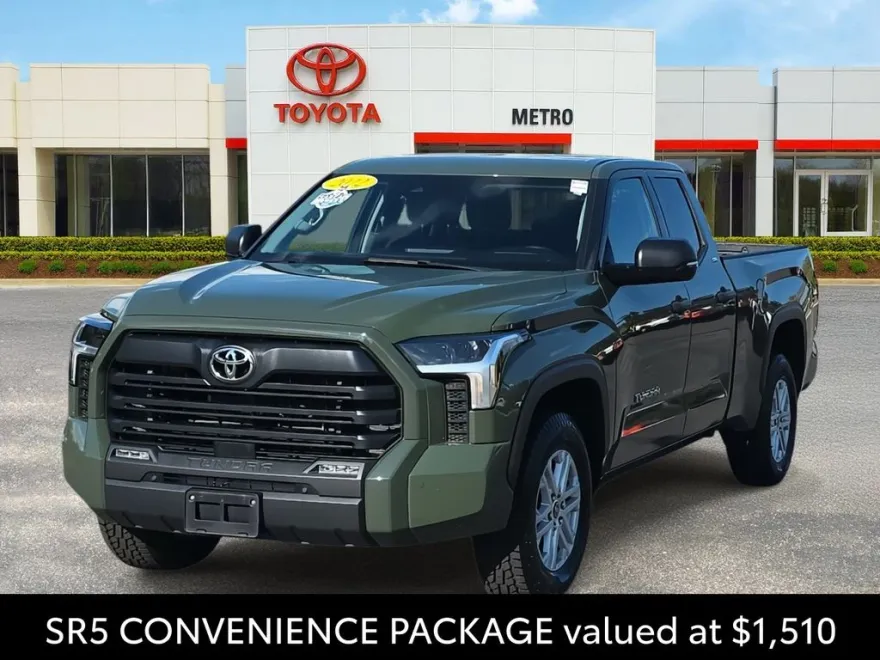 2022 Toyota Tundra SR5 photo 1
