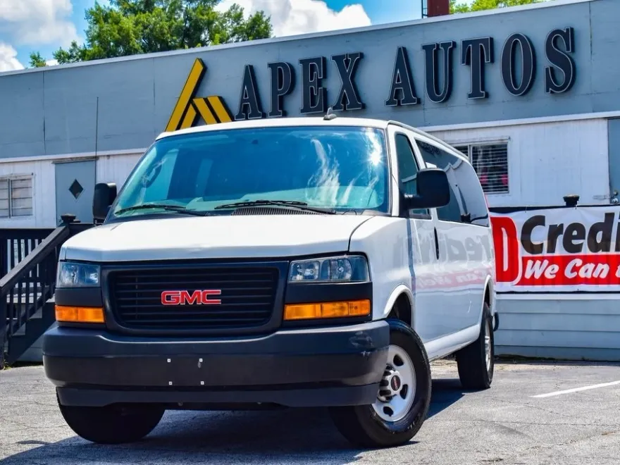2023 Gmc Savana 3500 LS photo 1
