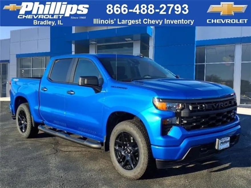 2025 Chevrolet Silverado 1500 Custom photo 1