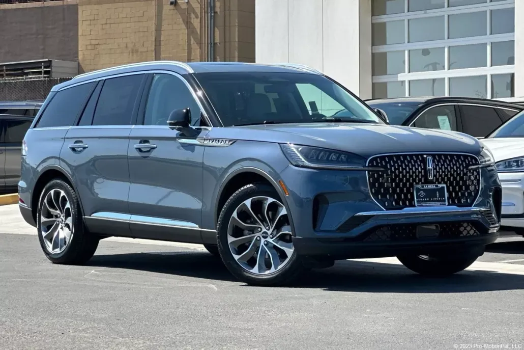 2025 Lincoln Aviator Reserve photo 1