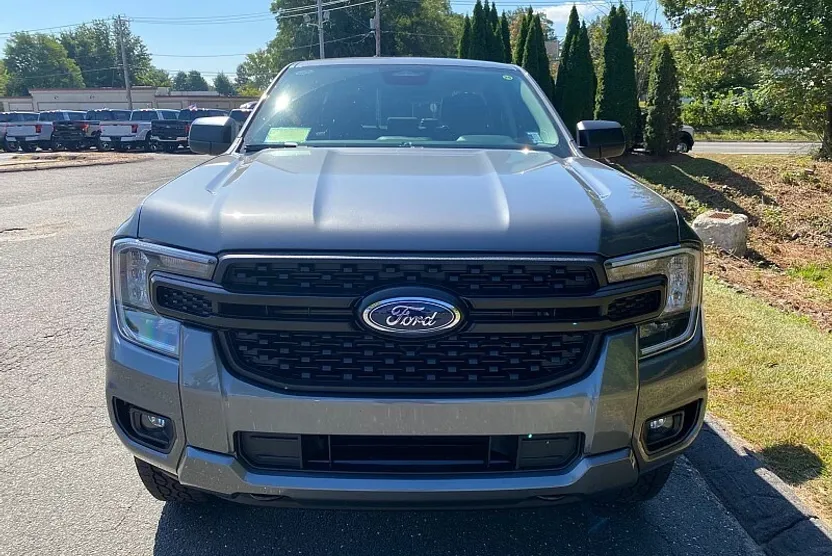 2025 Ford Ranger XL photo 1