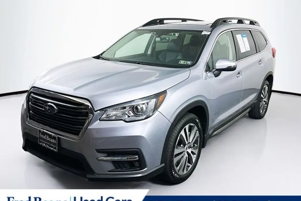 2022 Subaru Ascent Limited photo 1