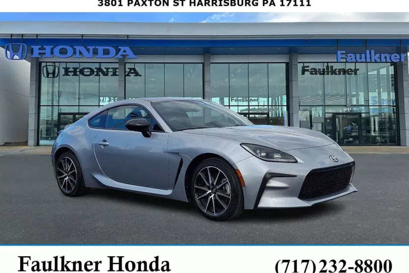 2024 Toyota GR86 photo 1