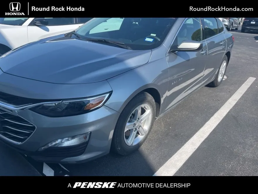 2024 Chevrolet Malibu 1LT photo 1