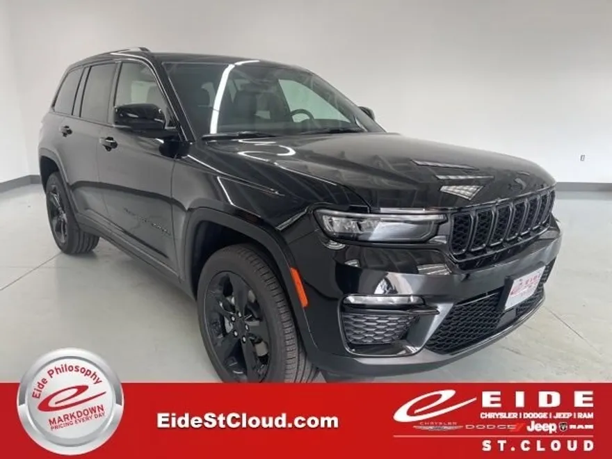 2025 Jeep Grand Cherokee Limited photo 1