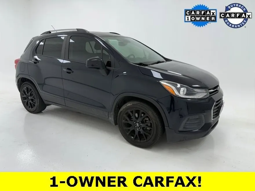 2021 Chevrolet Trax LT photo 1
