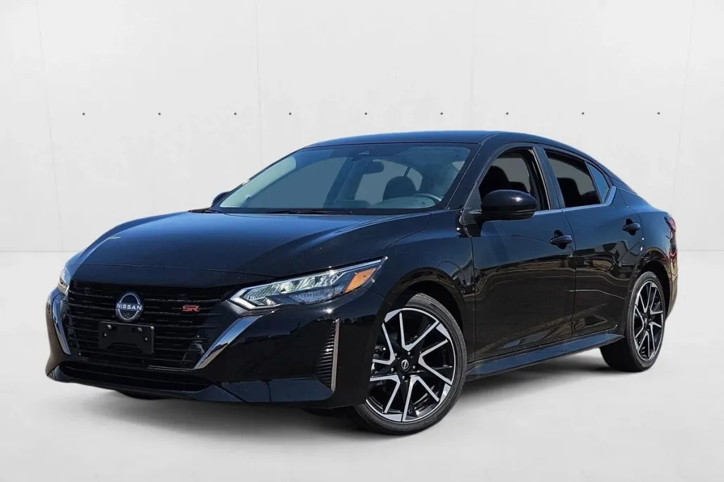 2025 Nissan Sentra SR photo 1