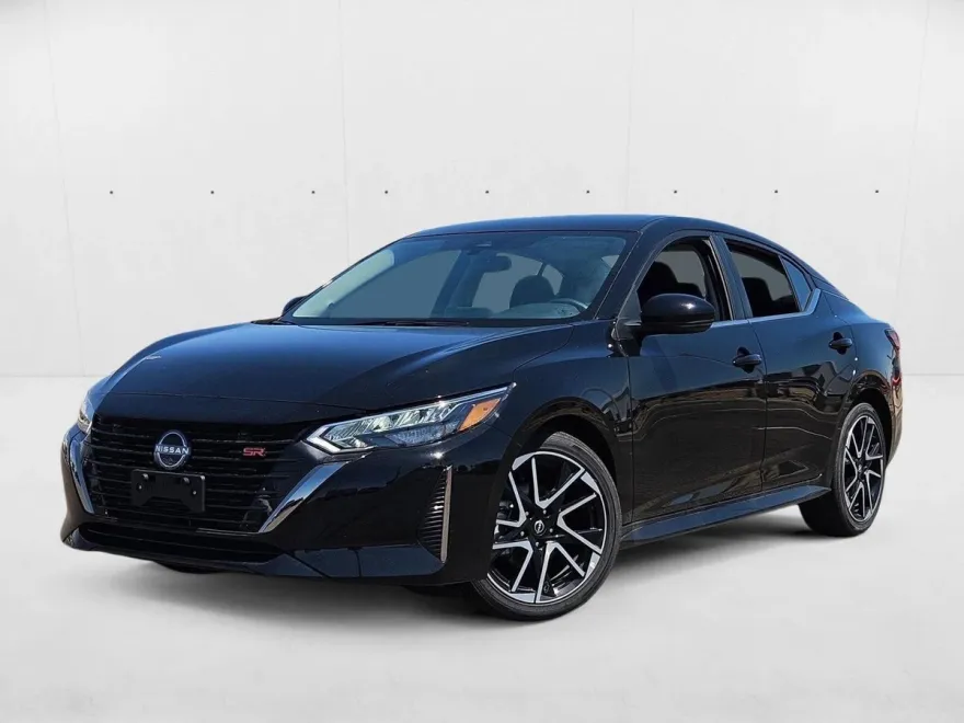 2025 Nissan Sentra SR photo 1
