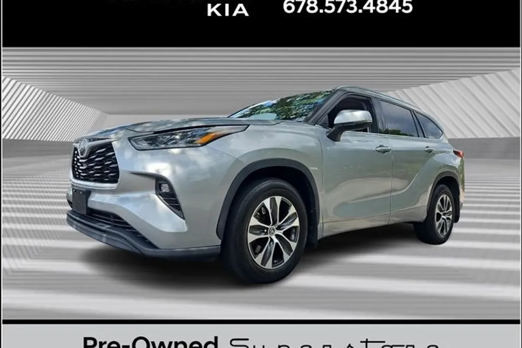 2021 Toyota Highlander XLE photo 1