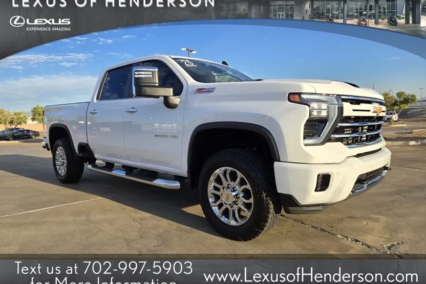 2025 Chevrolet Silverado 2500HD LT photo 1