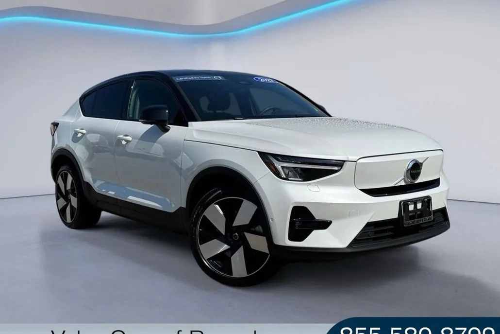 2022 Volvo C40 Recharge Ultimate photo 1