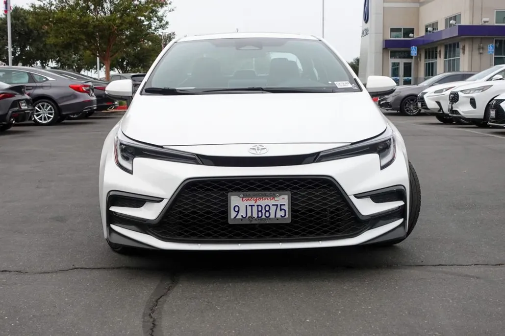 2023 Toyota Corolla XSE photo 1