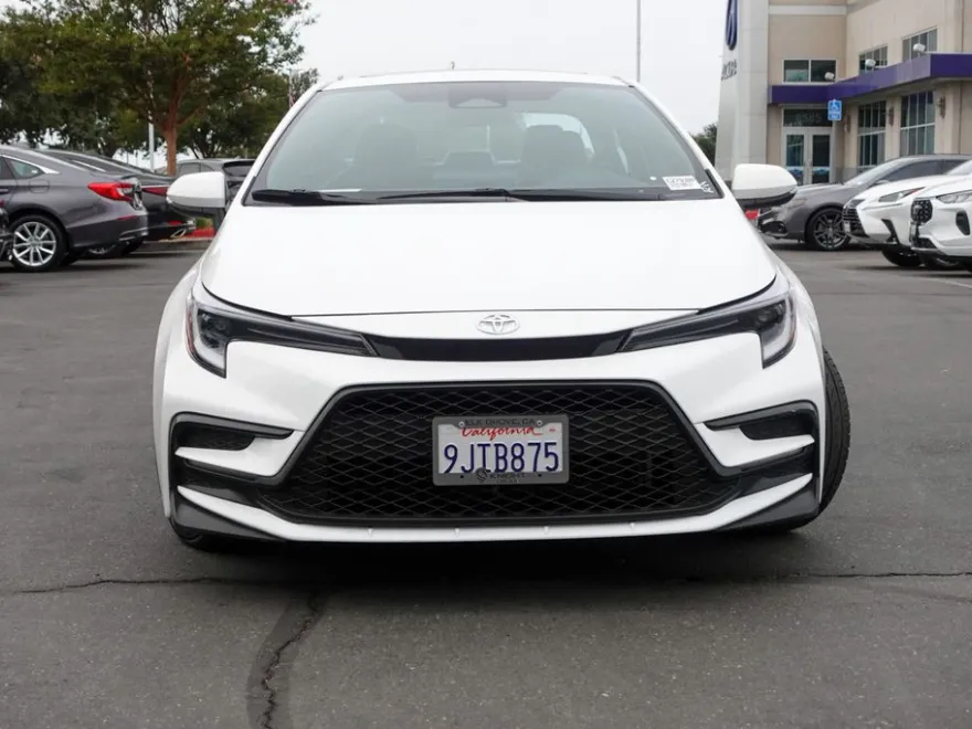 2023 Toyota Corolla XSE photo 1
