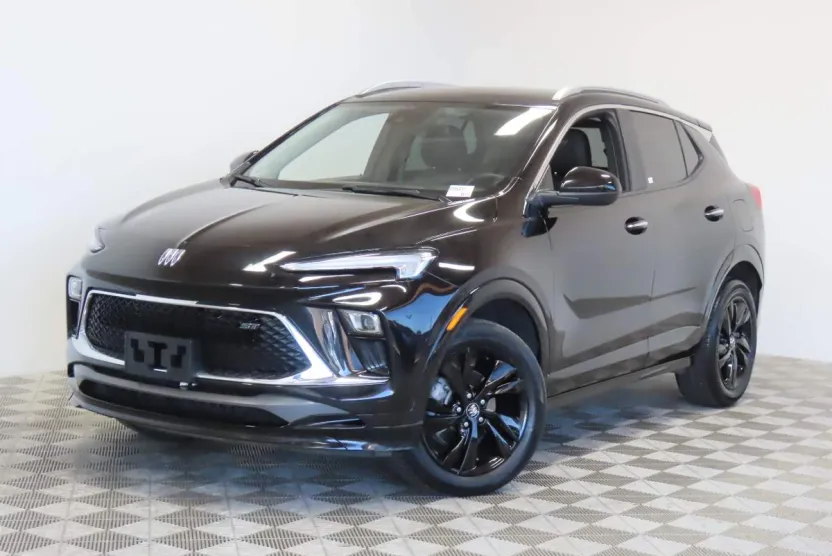 2024 Buick Encore GX Sport Touring photo 1