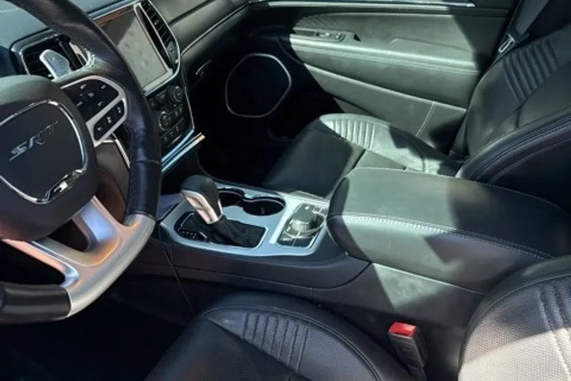 2021 Jeep Grand Cherokee SRT8 photo 1